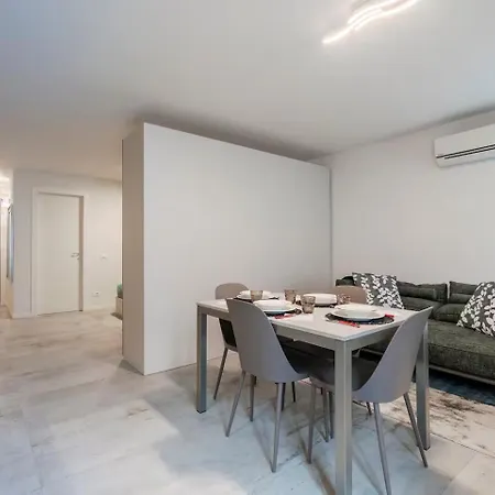 Apartmán Essenza Moderna - Centro & Relax Brescia