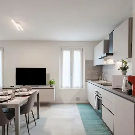 Apartmán Essenza Moderna - Centro & Relax *
