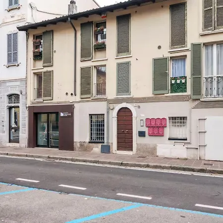 Essenza Moderna - Centro & Relax Lägenhet